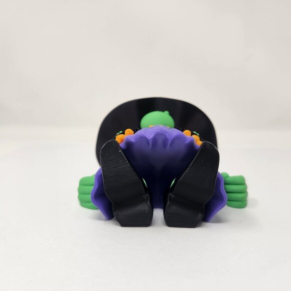 Gnome Witch w/ Cauldron 3D Printed Flexi Factory Figure 5" (h) - Picture 7 of 9